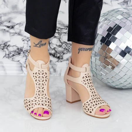 Vastag sarkú szandál 2XKK98 Bézs » MeiShoes.ro