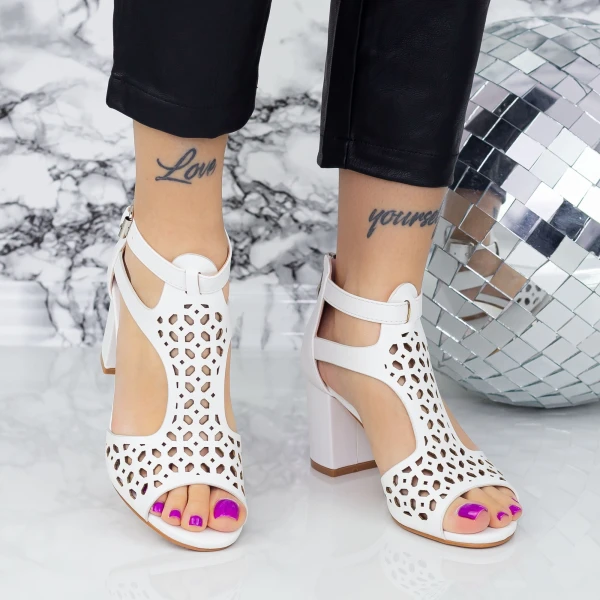 Vastag sarkú szandál 2XKK98 Fehér » MeiShoes.ro
