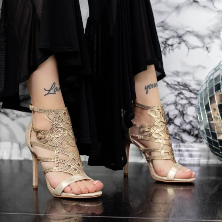 Karcsú sarkú női szandál 2XKK107 Arany » MeiShoes.ro
