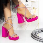 Női szandál sarok és platform 2XKK100 Fukszia » MeiShoes.ro
