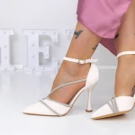 Stiletto cipő 3XKK22 Bézs » MeiShoes.ro