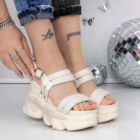 Női platform szandál 3WL260 Bézs » MeiShoes.ro