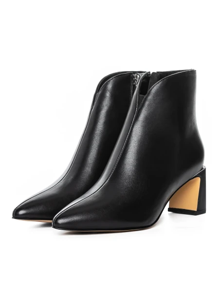Vastag sarkú bokacsizma 2091-5-61A Fekete » MeiShoes.ro